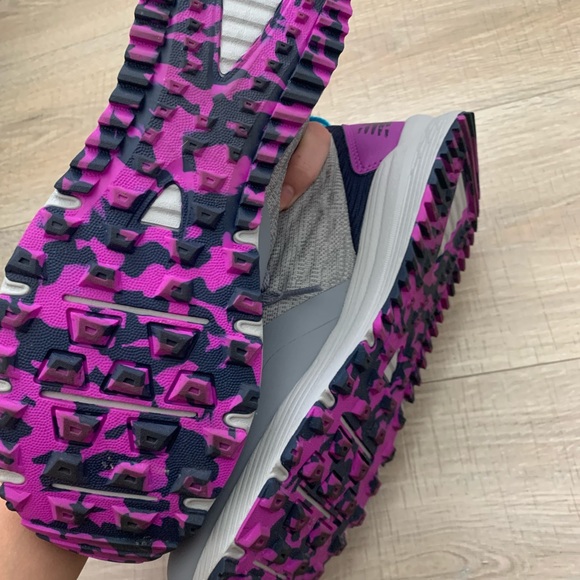 Women’s New balance size 9.5 gray/blue/purple - Picture 6 of 7